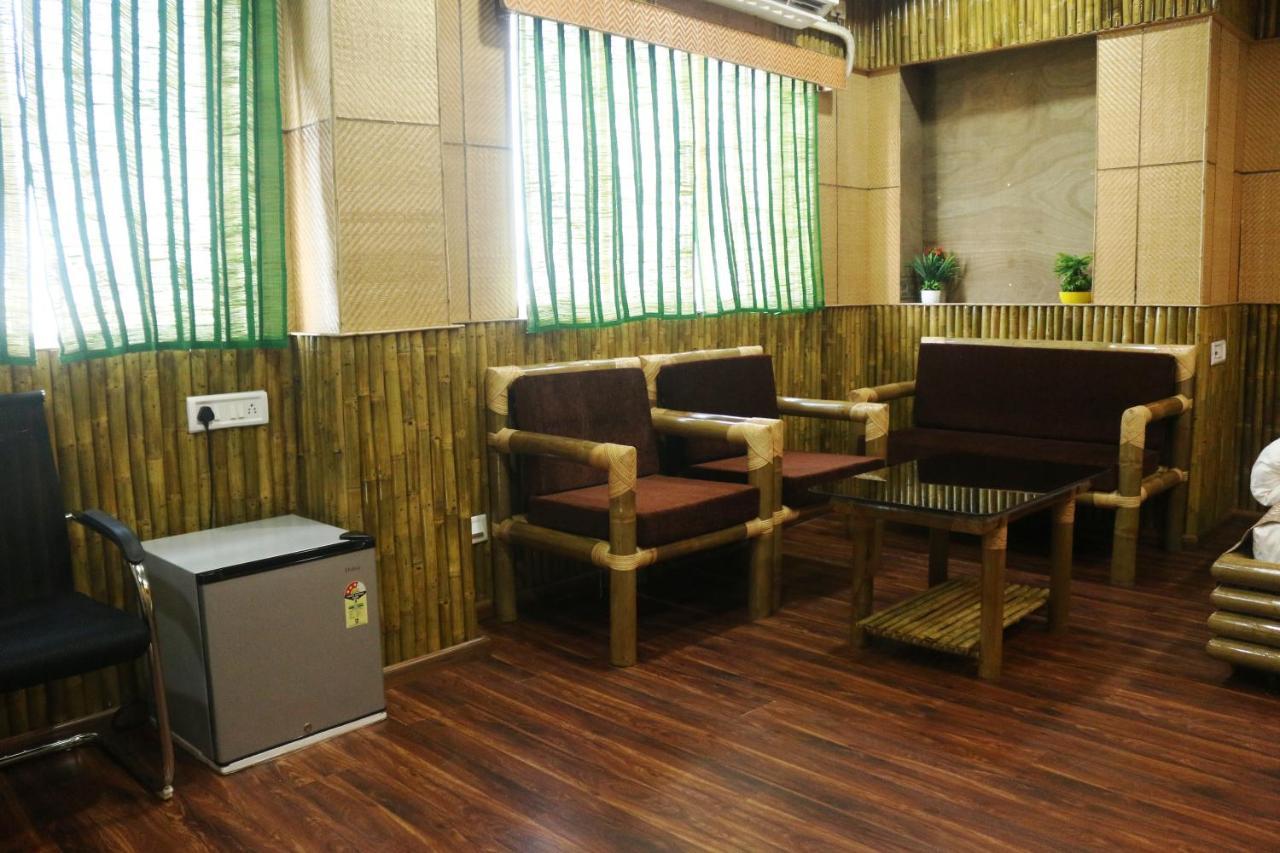 Hotel Himalaya Agartala Exterior photo